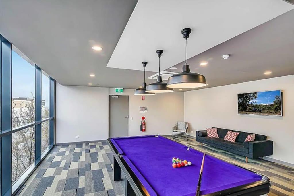 Skyline Luxury Retreat: Gym, Pool & Cinema Apartment Adelaide Exterior photo